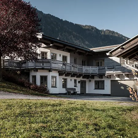 Pirchhof By Myalps Inklusive Sauna Chalet