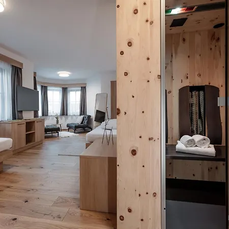 Pirchhof Inklusive Sauna 索滕斯